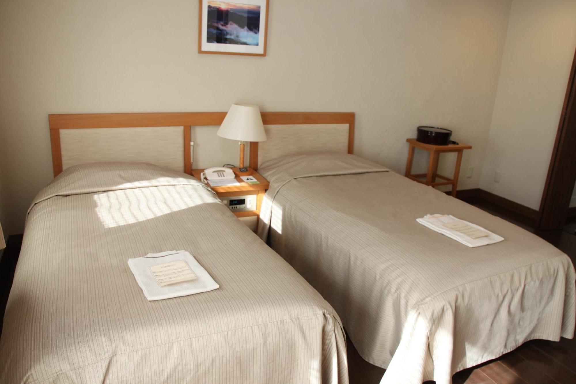 Toyota Shirakawa-Go Eco-Institute Hotel Стая снимка